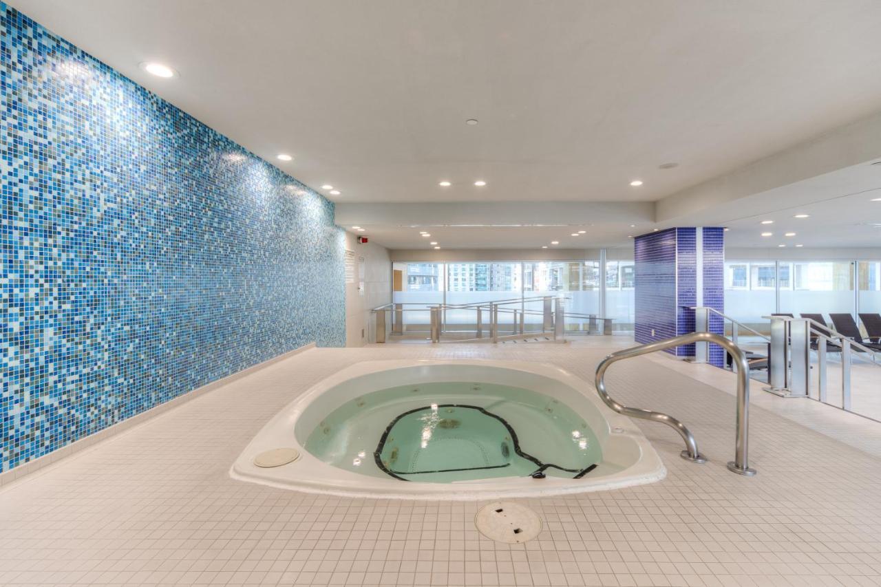 Newly Renovated Cozy Condo/Union Station Торонто Экстерьер фото